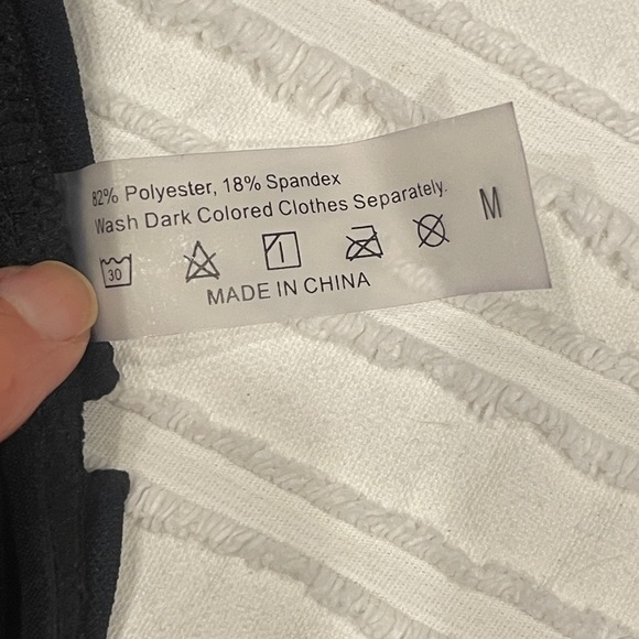 Black Textured Print Bandeau Padded Bikini Top, SZ Medium - Picture 5 of 5